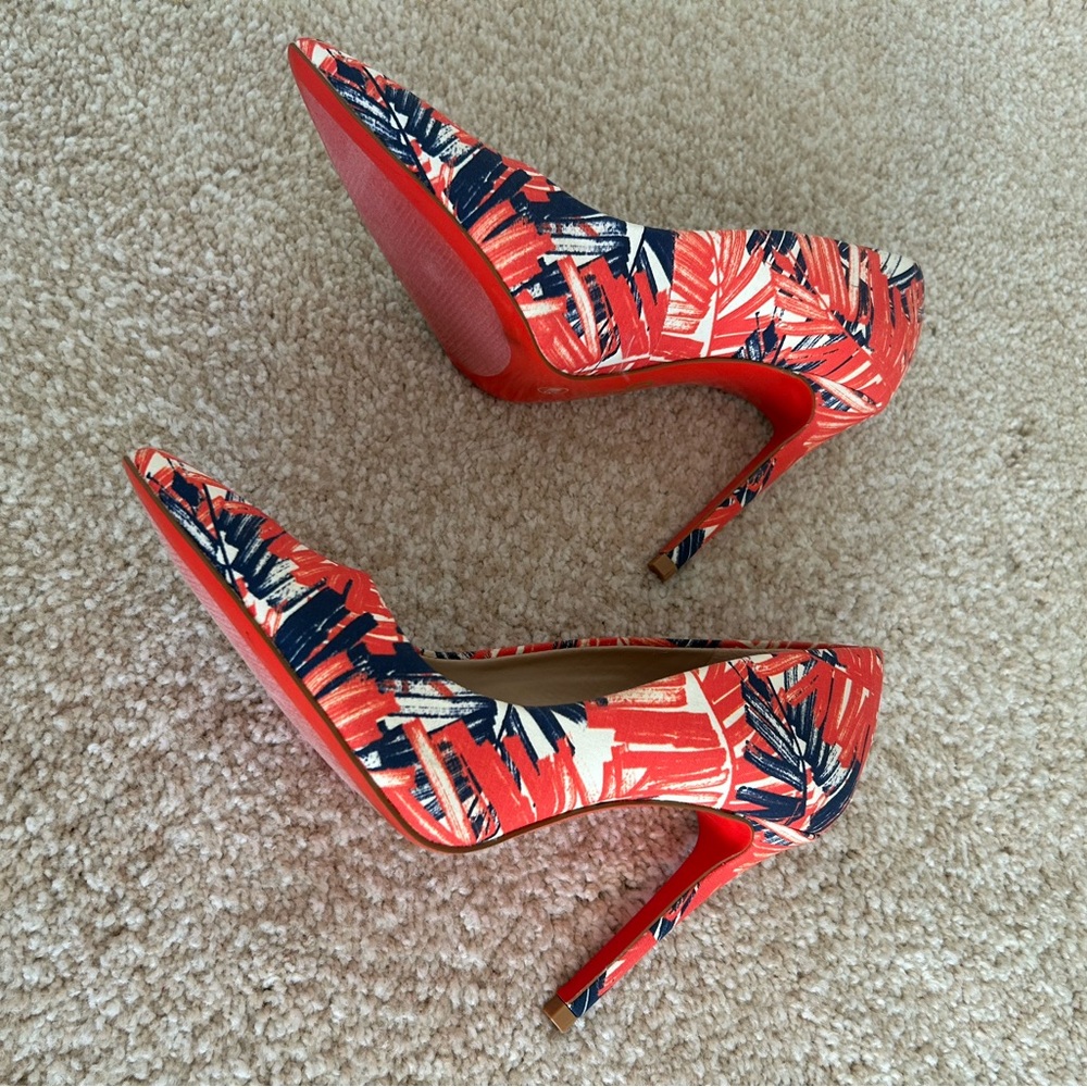 Women’s shoes